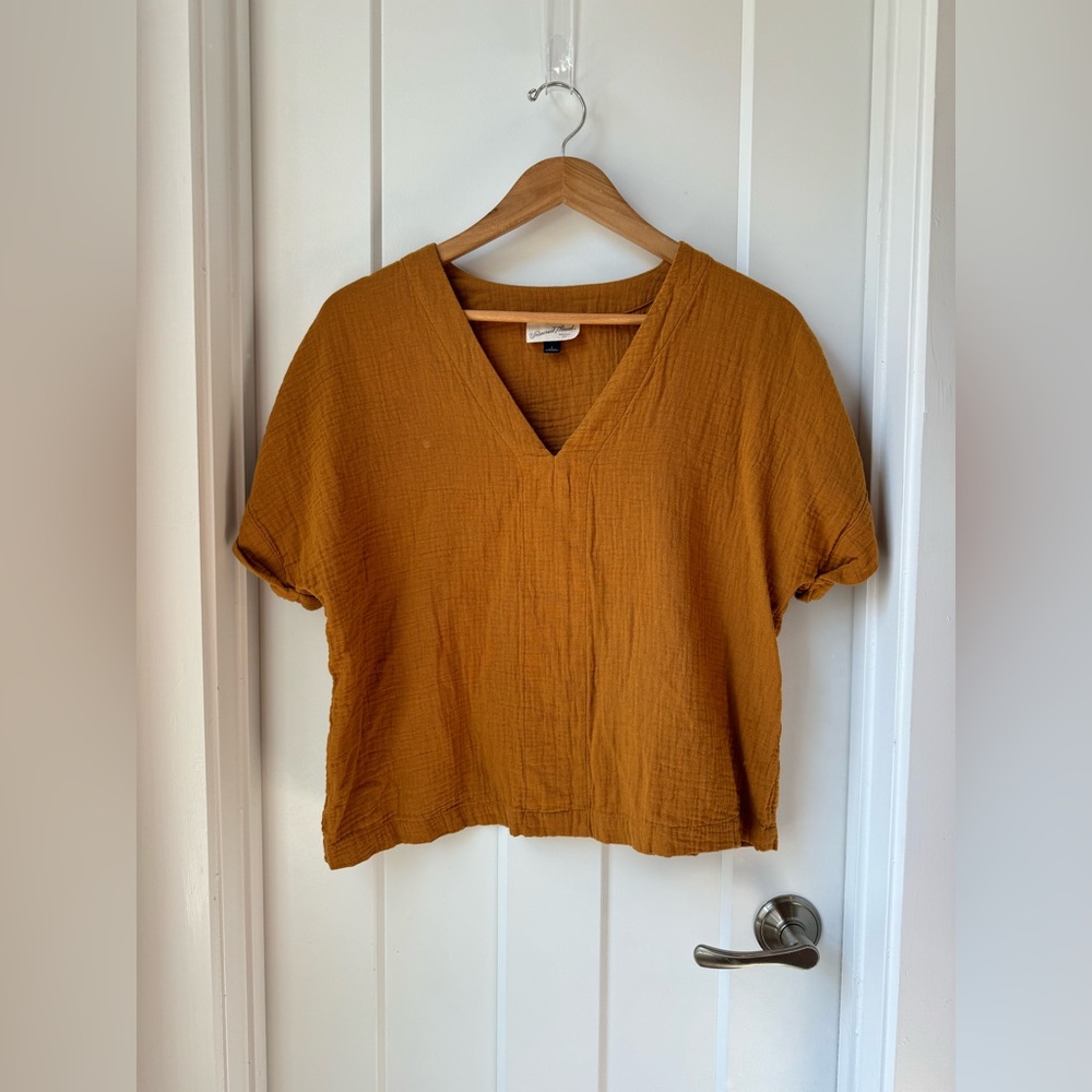 Universal Thread Mustard Yellow Top
